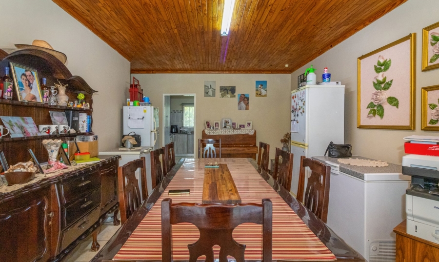 5 Bedroom Property for Sale in Jordania Free State
